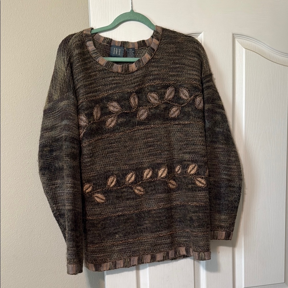 Brown Crew Neck Sweater with Leaf Pattern